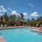 Refreshing Sedona Sanctuary with Pool and Hot Tub for Family - سيدونا