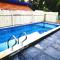 Pondy Jungle Resort with Swimming pool - 黎明之村