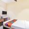 FabHotel Aayash - Nr City Center Metro Station