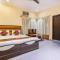 FabHotel Aayash - Nr City Center Metro Station