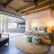 Raptors Luxury Farmhouse