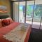 Centenary Peaks Riverview Townhouses Bright