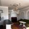 Vage Gest House