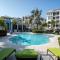 Latitude Adjustment Penthouse by Coastal Chic - برادنتون