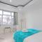 Large Comfy 4 Bedroom House, Ideal for Workers, FREE Parking - 寇斯顿