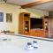 10-acre Forest Villa, 20 miles from Yosemite South - Oakhurst