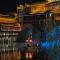 Fenghuang Memory Linjiang Inn - Fenghuang