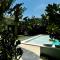 La Base Hotel