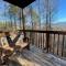 STUNNING cabin with a MOUNTAIN VIEW, hot tub, and dog friendly! - 赛维尔维尔