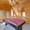 Pool table, hot tub, 2 bedroom in great location! - 赛维尔维尔