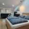 X Rooms