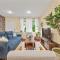 Charming 2BR in Buckhead with Backyard - Atlanta