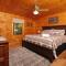 Pet friendly, secluded, nice hot tub-an adorable log cabin in a great location! - Sevierville