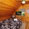 Pet friendly, secluded, nice hot tub-an adorable log cabin in a great location! - Sevierville