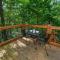 Pet friendly 2BR log cabin- hot tub & game room! - 赛维尔维尔
