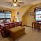 3BR with mtn view and hot tub in Wears Valley! - سيفيرفيل