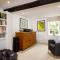 Country cottage in pretty village quay views