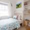 Country cottage in pretty village quay views