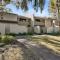 3011 Club Villas