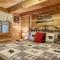 Dog friendly, adorable 1BR log cabin with hot tub and screen in porch! - سيفيرفيل