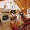 Cozy PET FRIENDLY log cabin in Pigeon Forge! - Sevierville