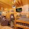 Enjoy A Big Game Room & Cozy Outdoor Spaces - Sleeps 11 - Pigeon Forge - 赛维尔维尔