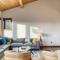 Half Block to Beach w Oceanview Patio Balcony The Shore Pine by AvantStay - Arch Cape