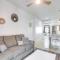 4 Mi to Lake Logan Hocking Hills Apartment - Логан