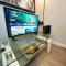 Relaxing Hollywood Condo with Pool & Balcony - 洛杉矶
