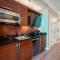 No Resort Fee Strip View Suite + Free Valet + Pool - Las Vegas