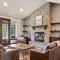 Overlooking Lake View with 3 BR Game Room for 12 guests - كور دالان