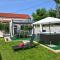 Family friendly house with a parking space Privlaka, Zadar - 23768 - 普利拉卡