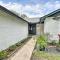 Pet-Friendly Lockhart Home with Private Yard - Lockhart