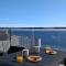 SUNSET WAVES sea & sky apartment