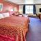 Days Inn & Suites by Wyndham Gresham - Грешам