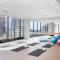 Prime 2BR Apt Panoramic City Views, Pool & Gym