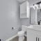 Relax and Unwind in this Modern Spacious Townhome - Фарр
