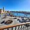 Seafront 4-Bed Townhouse with Breathtaking Views
