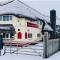 Greyhound Country Inn