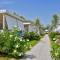 Isamar Holiday Village