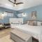 King suite with Jacuzzi West of St Louis