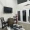 Black Sheep Hideaway Modern Countryside Serenity - كليرمون