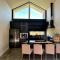 Black Sheep Hideaway Modern Countryside Serenity - كليرمون