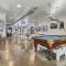 Family Staycation Suite Near Stlouis With Pool