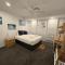 Summer Retreat 4 min drive from Moololaba Beach