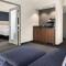 Courtyard by Marriott Chicago Downtown/River North