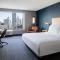 Courtyard by Marriott Chicago Downtown/River North