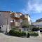 Apartment Ante