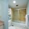 710H Studio Loft One Bath
