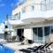 Coral Blue Bay Villa